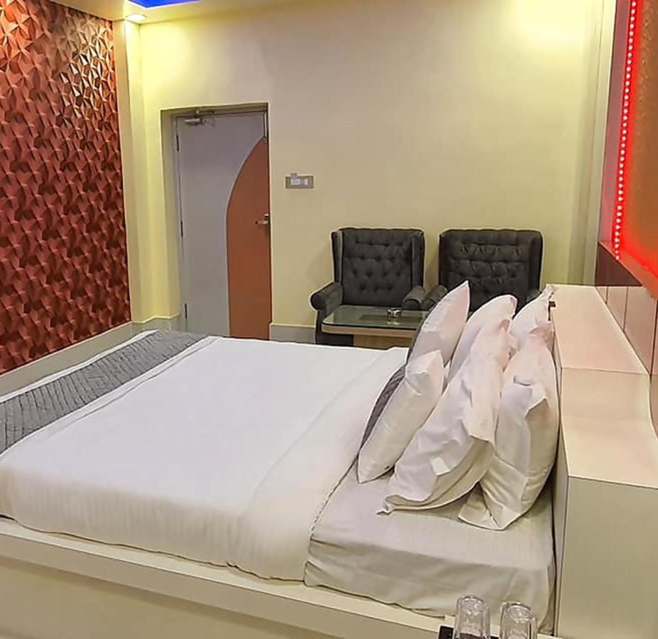 Gokul Raj By Wb Economy , Madhubani Hotel Exterior photo