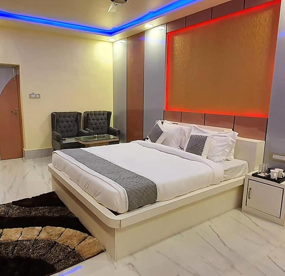 Gokul Raj By Wb Economy , Madhubani Hotel Exterior photo